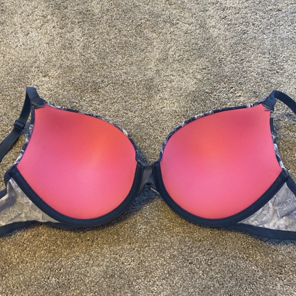 PINK Push-up Bra - Picture 3 of 5